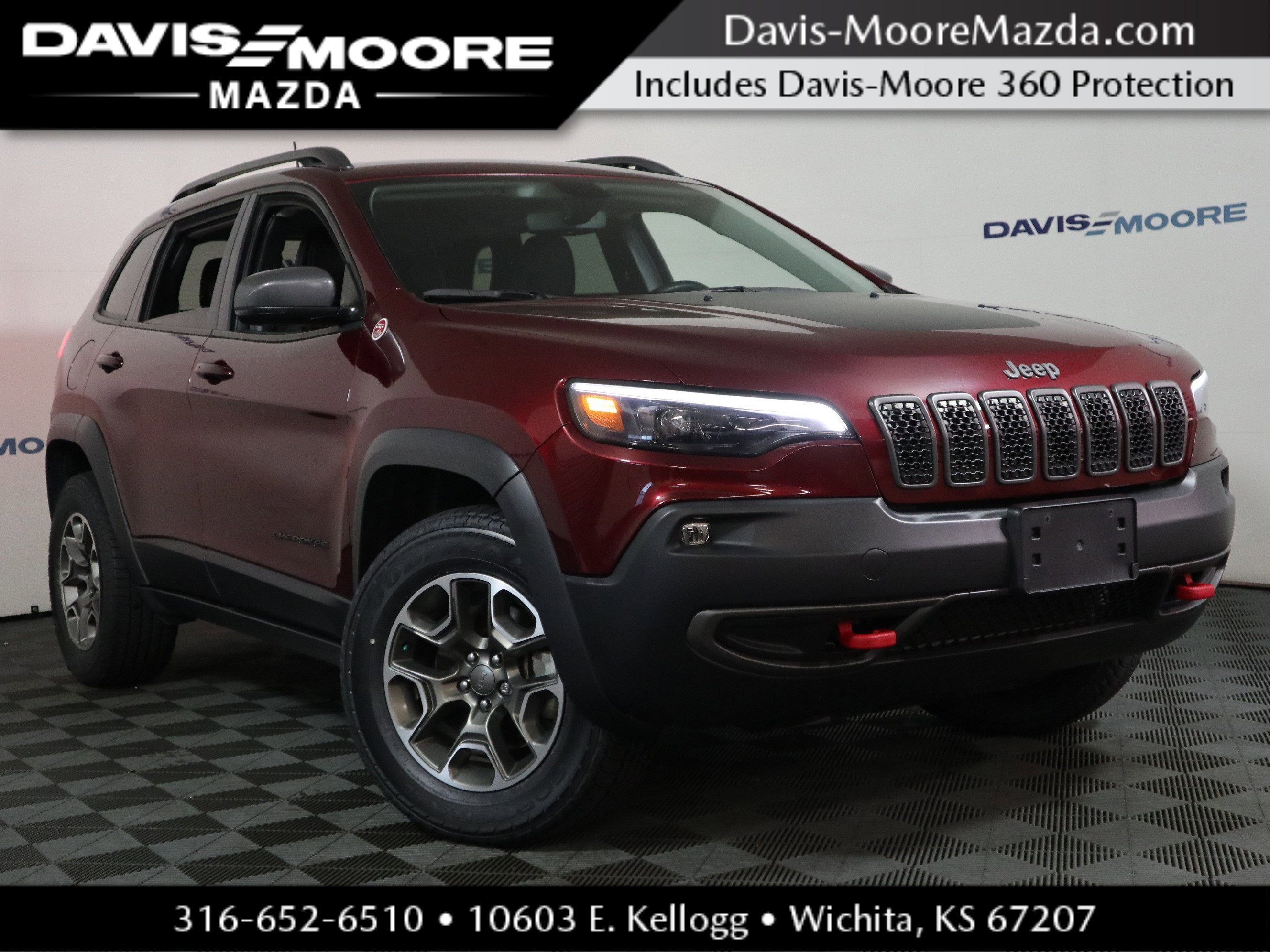 2020 Jeep Cherokee Trailhawk in Velvet Red Pearlcoat — front three-quarter view