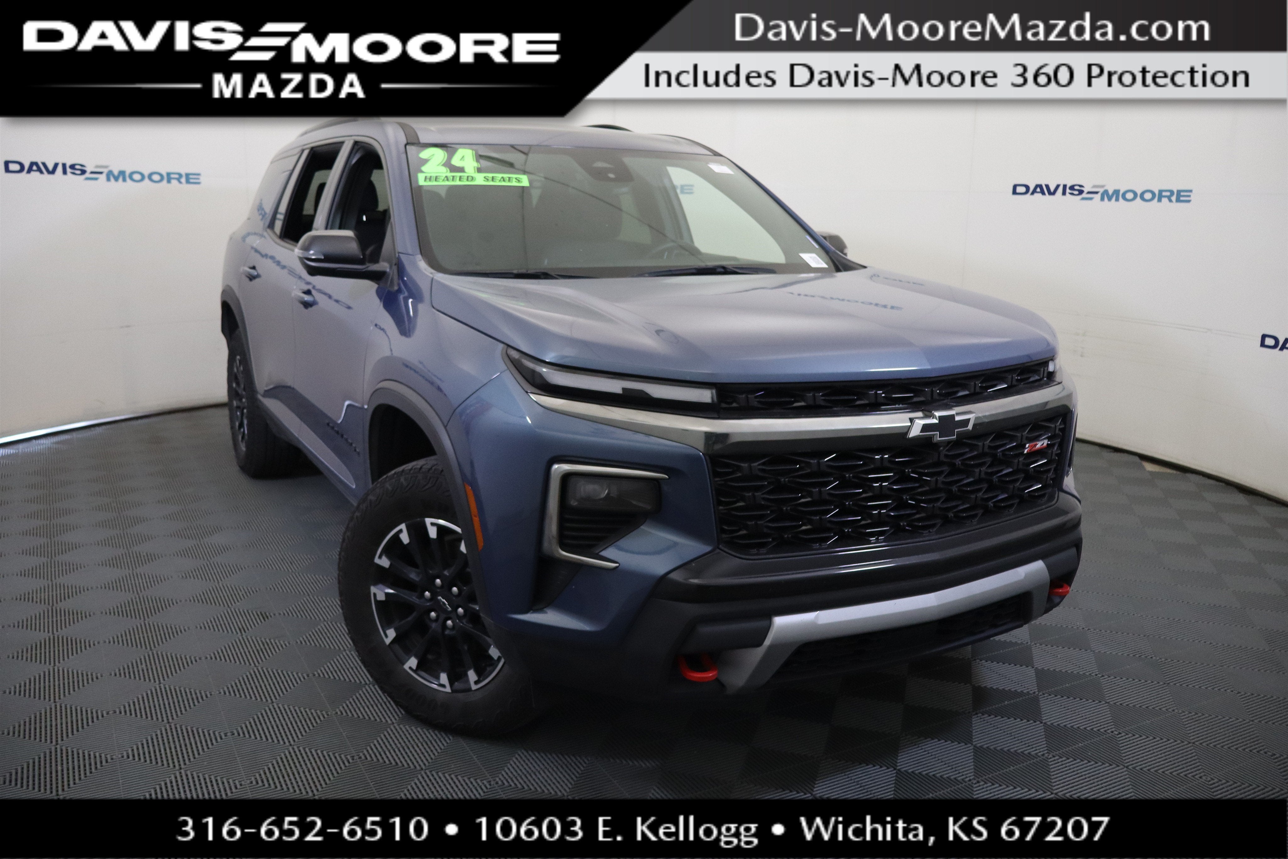 2024 Chevrolet Traverse AWD Z71 in Lakeshore Blue Metallic — front three-quarter view