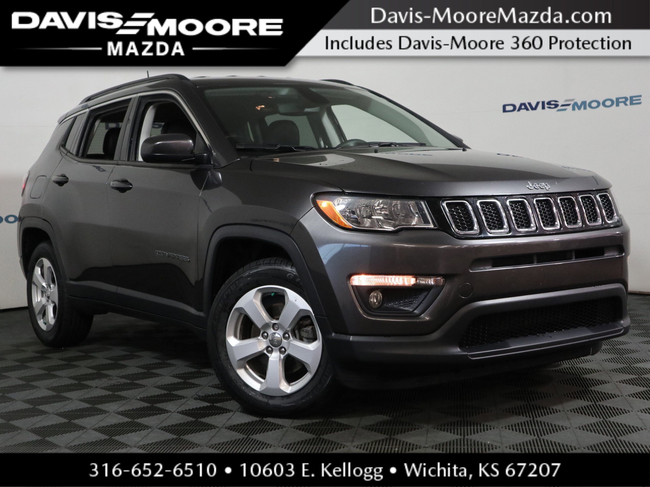 2021 Jeep Compass Latitude in Granite Crystal Metallic Clearcoat — front three-quarter view