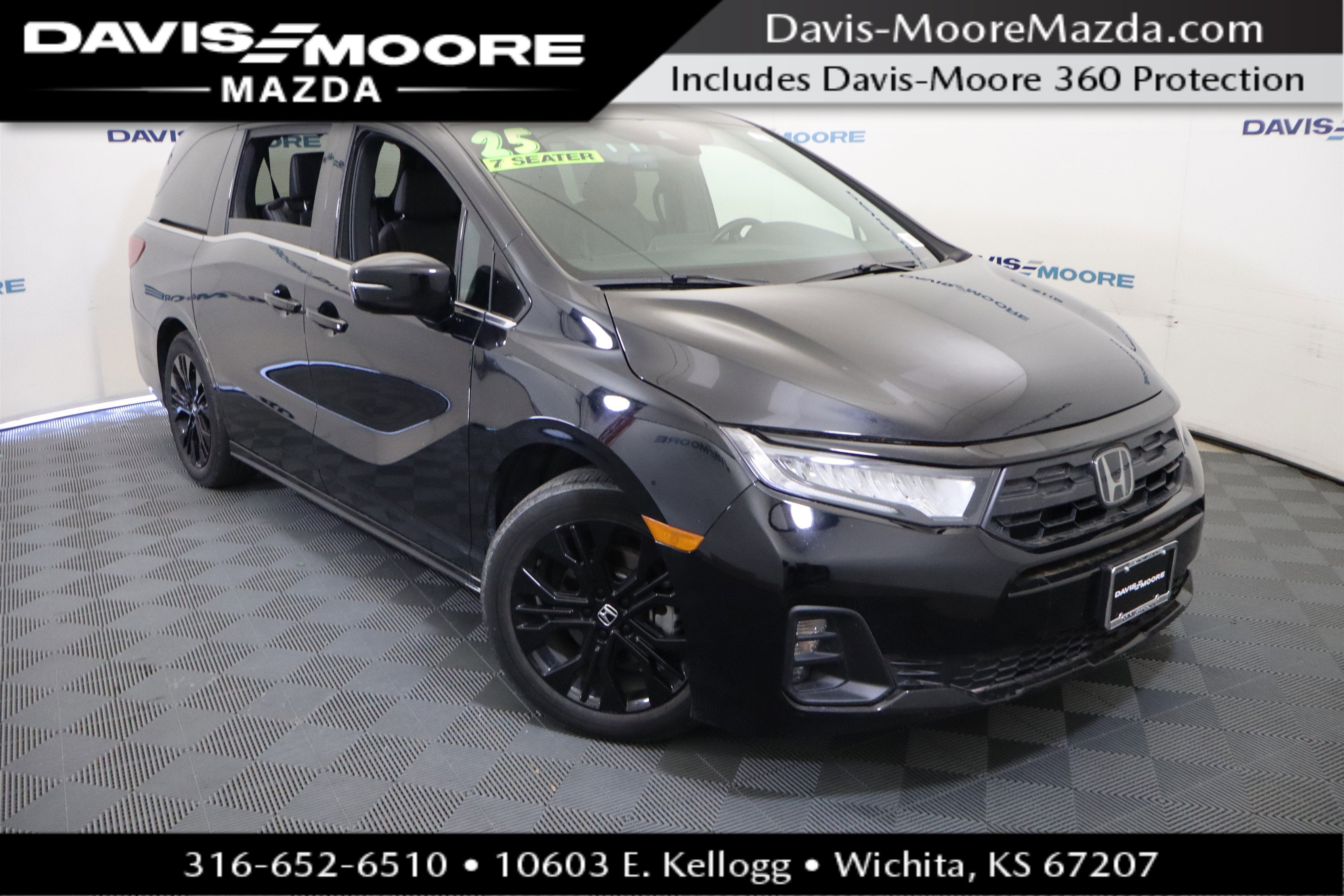 2025 Honda Odyssey Sport-L in Black — front three-quarter view